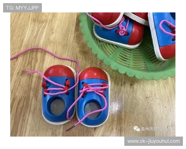 从泰州足球拖鞋看地方文化创意产品如何走向全国市场 从泰州足球拖鞋看地方文化创意产品如何走向全国市场